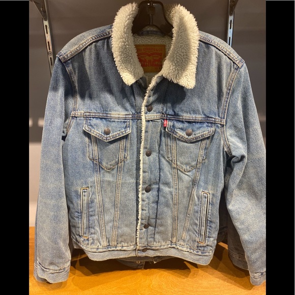 Levi's Other - Levi’s Sherpa Lined Trucker Jacket